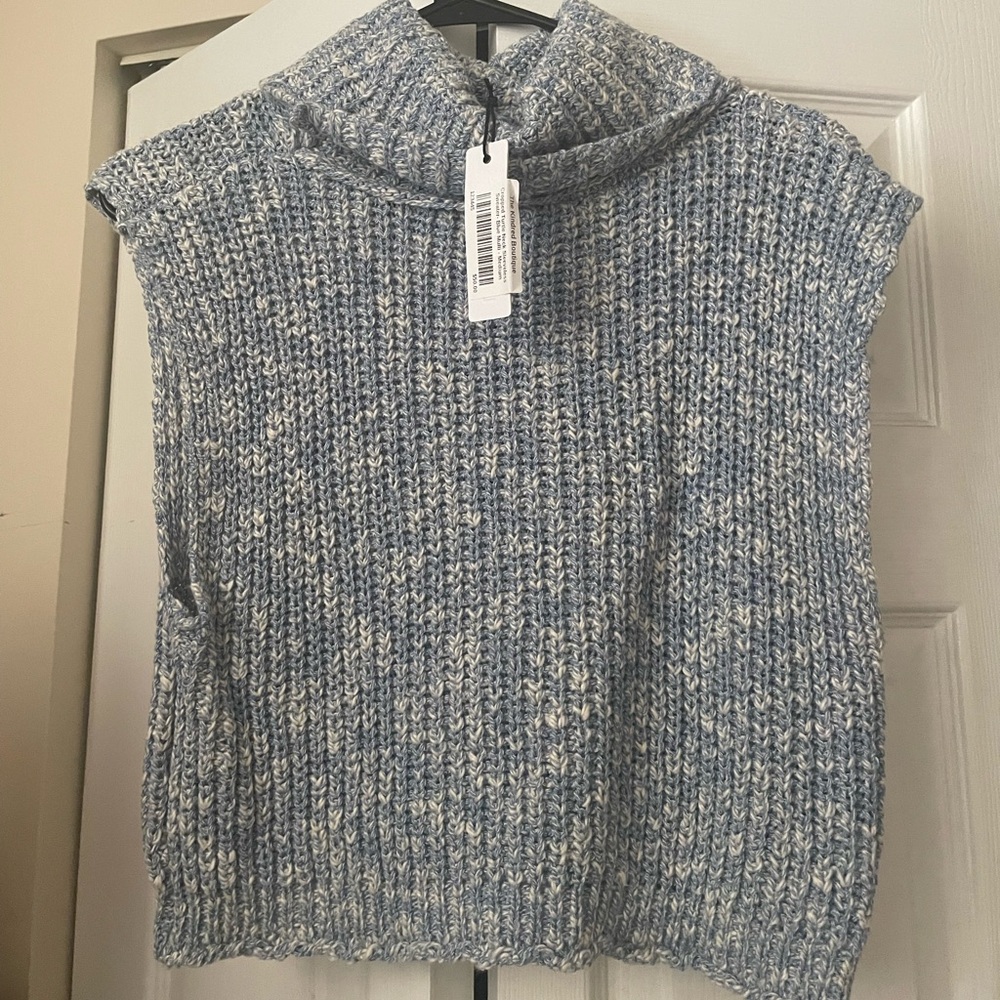 NWT Boutique Cropped Turtle neck sleeveless sweater